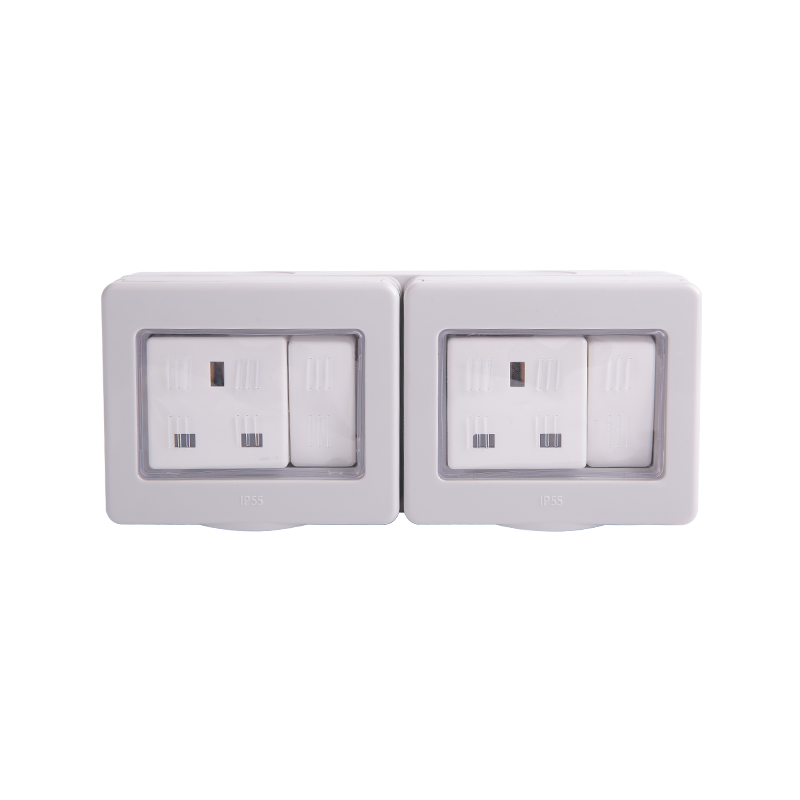 2 x 13A Gang Switch Socket Waterdicht HK4213-WP